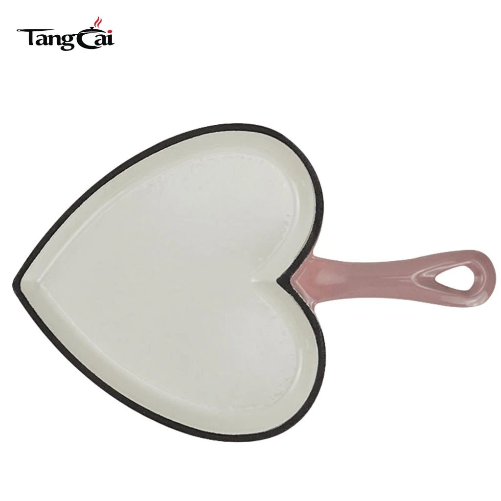Mini-Backformen aus rosa emailliertem Gusseisen in Herzform Skillet